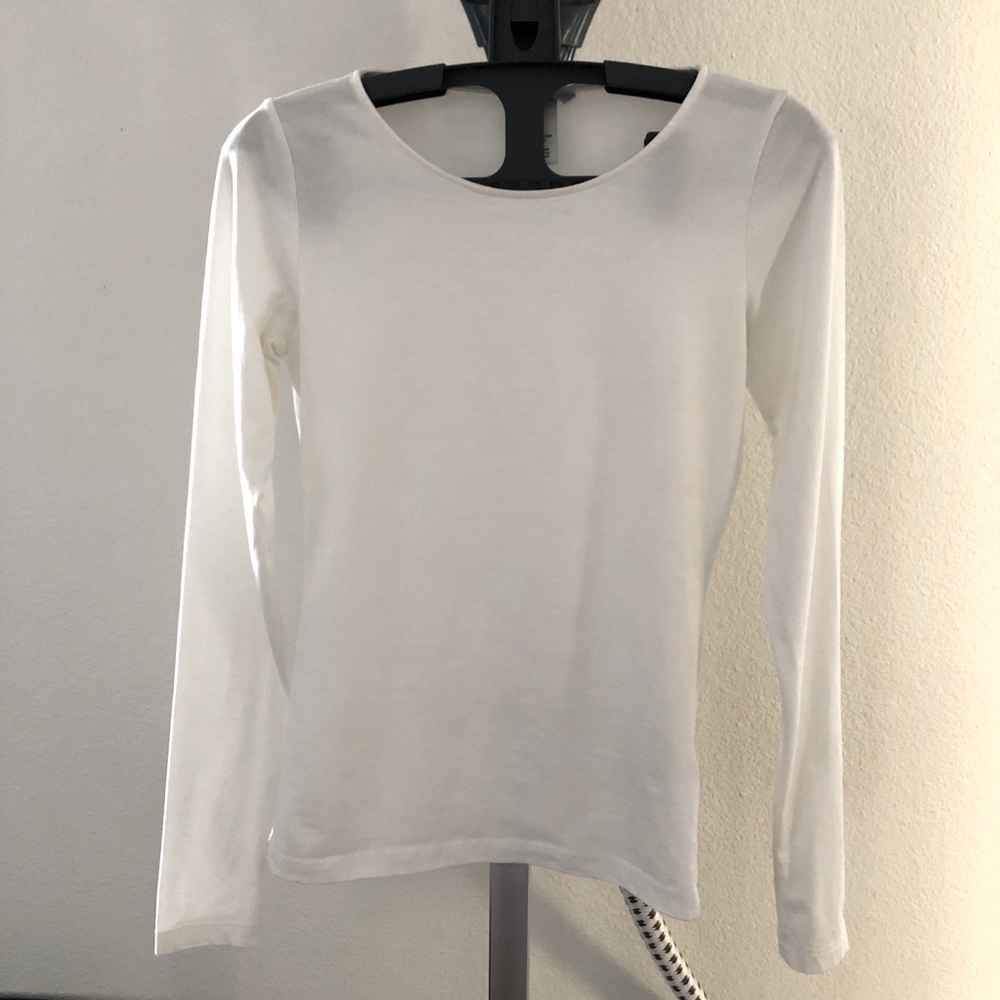 H&M Thin White Long Sleeve Scoop Neck Shirt XS